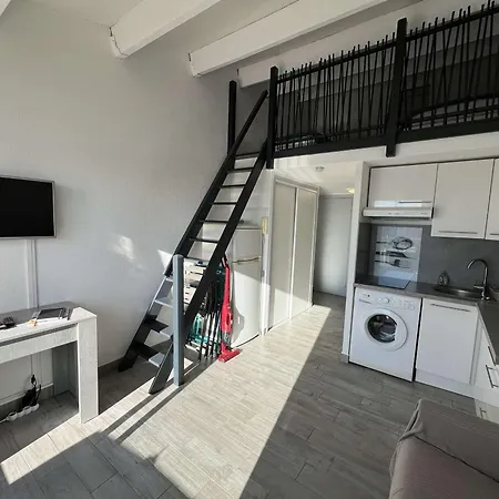 T2 Avec Climatisation, Piscine, Box Privé - Fr-1-702-6 Agde