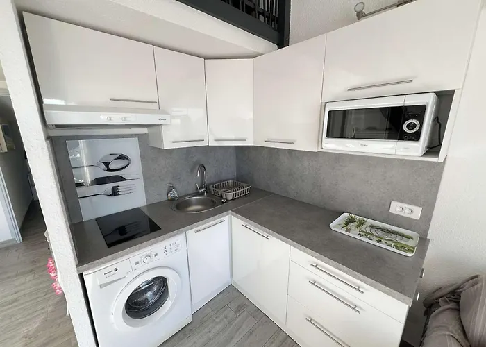 T2 Avec Climatisation, Piscine, Box Privé - Fr-1-702-6 Appartamento *